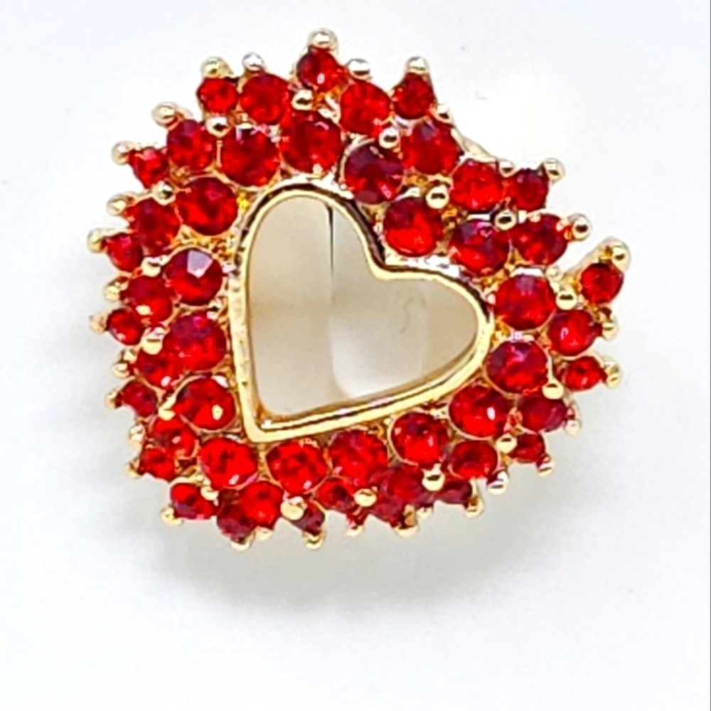 Red Rhinestone Heart Brooch Pendant Goldtone